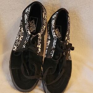 Vans Black and White Patterned Sneakers Size 9.5